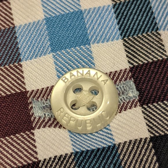 Banana Republic Grant Fit Non Iron Dress Shirt - Picture 6 of 6